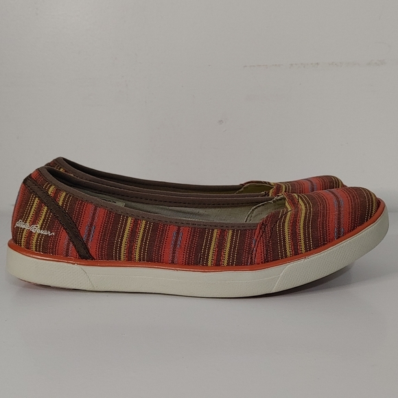 - Eddie Bauer Flat Shoes - Picture 3 of 9
